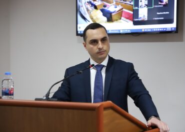 აფხაზეთის ავტონომიური რესპუბლიკის მთავრობის თავმჯდომარედ გიორგი ჯინჭარაძე დაინიშნა