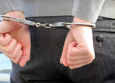 სამართალდამცველებმა ნარკოდანაშაულის ბრალდებით 3 პირი დააკავეს – ამოღებულია განსაკუთრებით დიდი ოდენობით სხვადასხვა სახის ნარკოტიკი