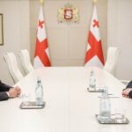 ირაკლი კობახიძე იურიდიული დახმარების სამსახურის ახლად დანიშნულ დირექტორს ოთარ ჩახუნაშვილს შეხვდა