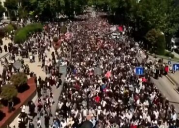 ოჯახის სიწმინდის დღესთან დაკავშირებით, თბილისში მსვლელობა მიმდინარეობს