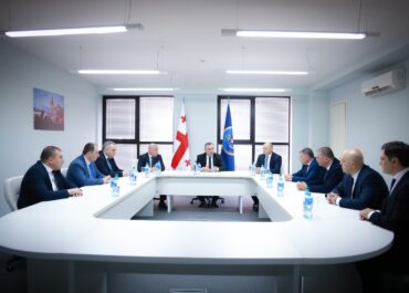 ლევან ხარაბაძემ აჭარისა და გურიის სამმართველოების ახალი ხელმძღვანელები წარადგინა